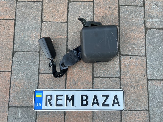 Ремінь безпеки задній 561857807RAA VAG