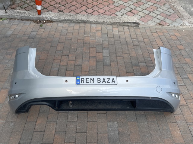 Кожух бампера заднього 5TA807417 VAG