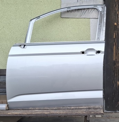 Водійські двері 5TA831055AE VAG