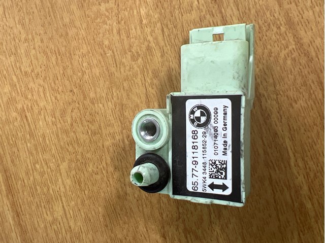 Датчик AIRBAG передній 65779118168 BMW
