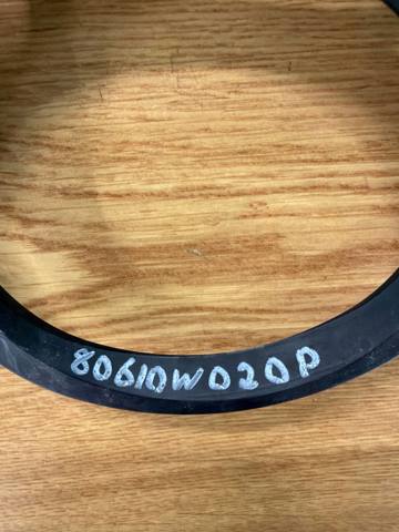 Тримач зовнішньої ручки дверей, передньої правої 80610W020P MITSUBISHI