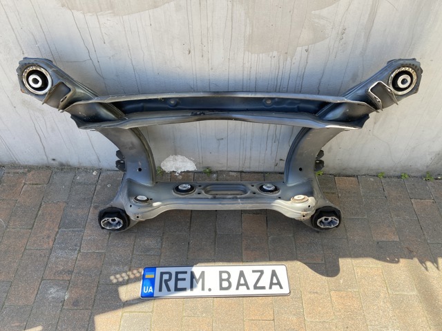 Балка задньої підвіски, підрамник A2133505203 MERCEDES