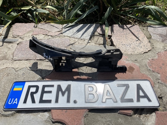 Кріплення бамера ліве A2138850065 MERCEDES