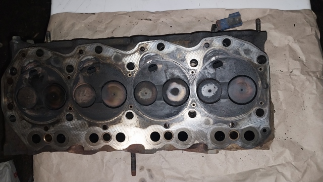 Головка блоку 110393S900 NISSAN
