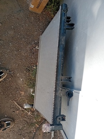 Радіатор 214603JA0E MARKET (OEM)
