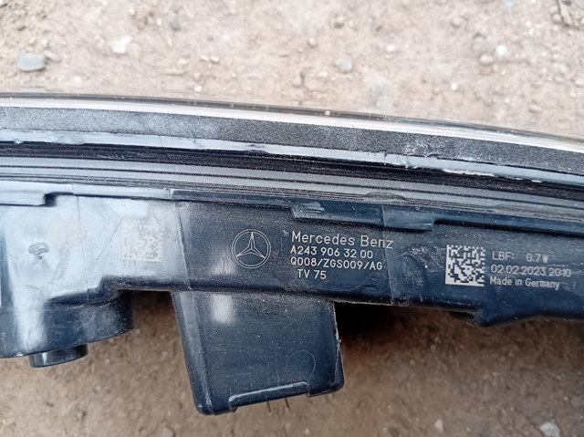 Електрообладнання на шасі 2439063200 MERCEDES