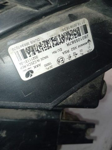 Фара передня права 260105567R RENAULT