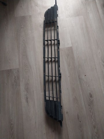 Решітка бампера нижня 5311202120 TOYOTA