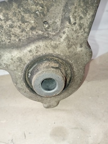 Поперечний важіль 545013JA0B NISSAN