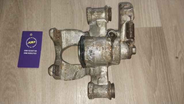 Супорт гальмівний задній правий 8200735277 RENAULT
