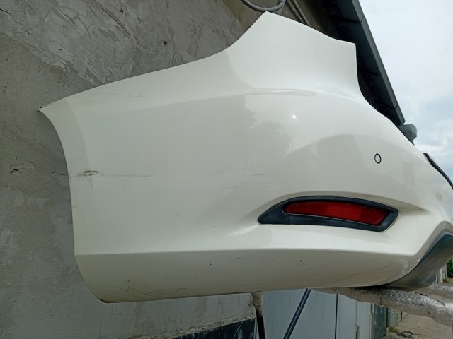 Бампер задній 850229NE0H NISSAN