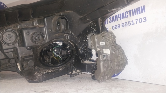 Права блок фара 92102L3000 HYUNDAI