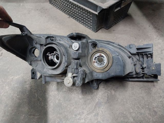 Фара ліва передня BN8F510L0E MAZDA
