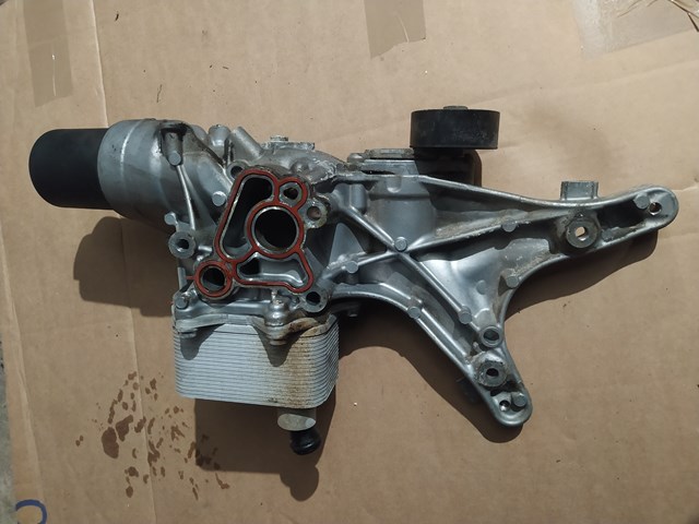 Кронштейн кріплення генератора 06L903143K VAG