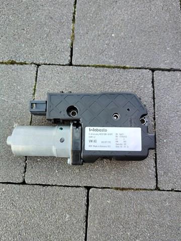 Мотор приводу люка 3G5877795 VAG