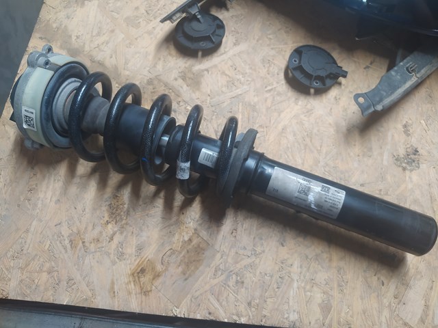 Стійка передня 80A413029D VAG