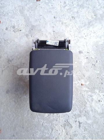 Кронштейн підлокітника 8W0864283B VAG