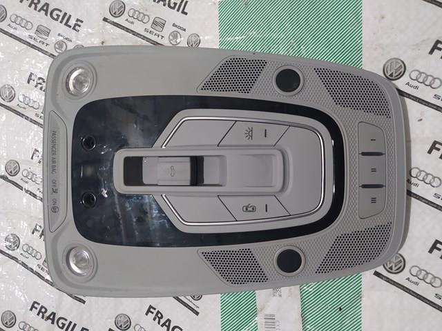Плафони внутрішнього освітлення 8W0947135AK VAG