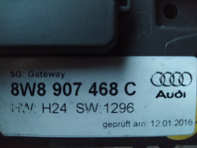 Прилади й апаратура діагностики 8W8907468C VAG