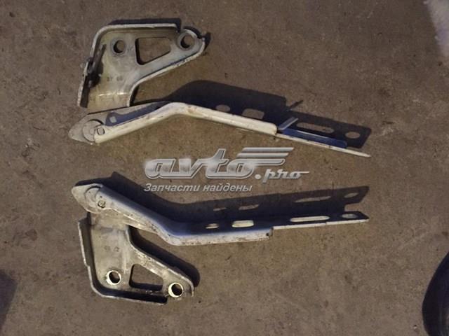 Петля капота, права 4L0823302 VAG