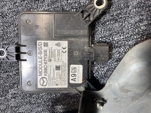 Датчик контролю мертвої зони, задній KB8C67Y30E MAZDA