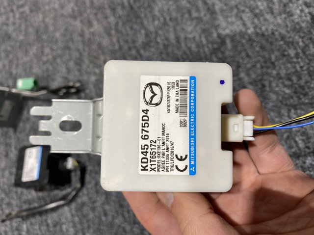 Сигналізація внутрішня KD45675D4 MAZDA