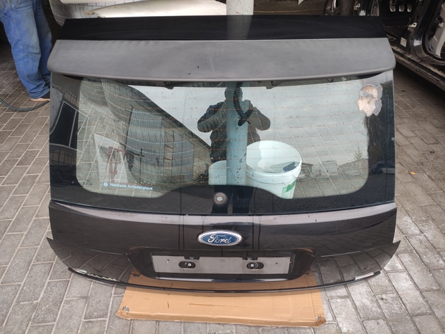 Задні двері багажника 1509342 FORD