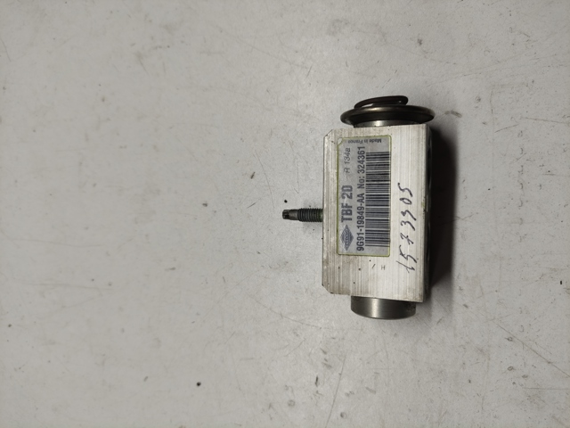 Клапан компресора кондиціонера 1573305 FORD