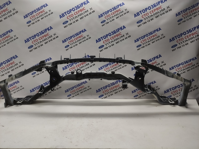 Каркас і панелі передка Форд Фокус 2