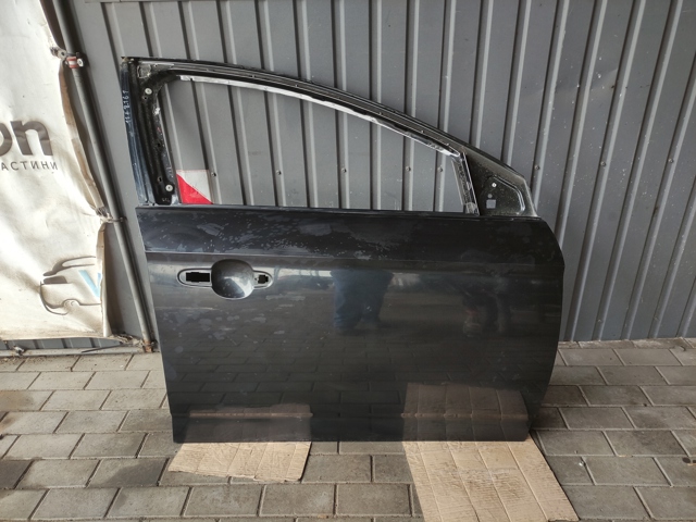 Пасажирські передні двері 1778161 FORD