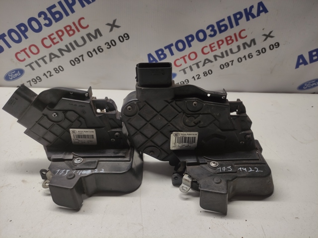 Замок задньої двері, лівої 1791422 FORD