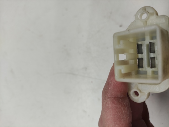 Резистор обігрівача 1855157 FORD