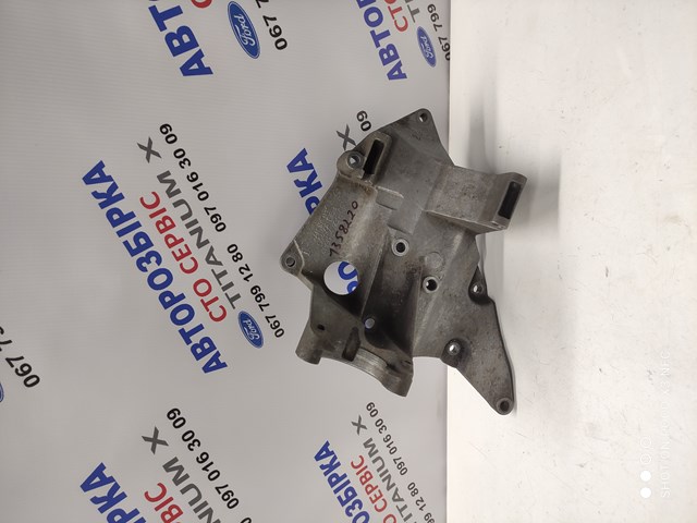 Кронштейн кріплення генератора 4M5Q10239CC FORD