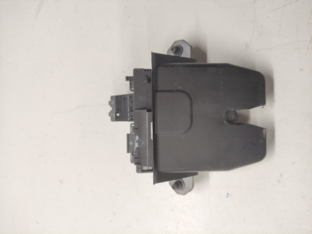 Замок п'ятих дверей 8M51R442A66DA FORD