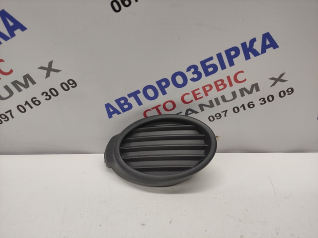 Ободок/окантовка фари противотуманной, правий BM5119952B FORD