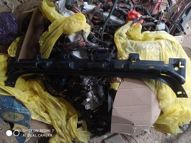 Направляюча заднього бампера 51127058522 BMW