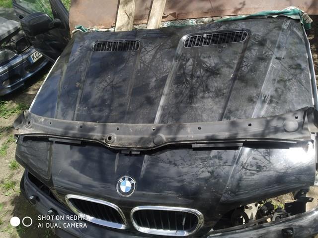 Водостік лобового скла, жабо 51718256313 BMW