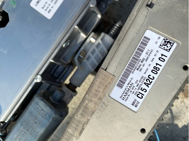 Магнітола 65125A2C081 BMW