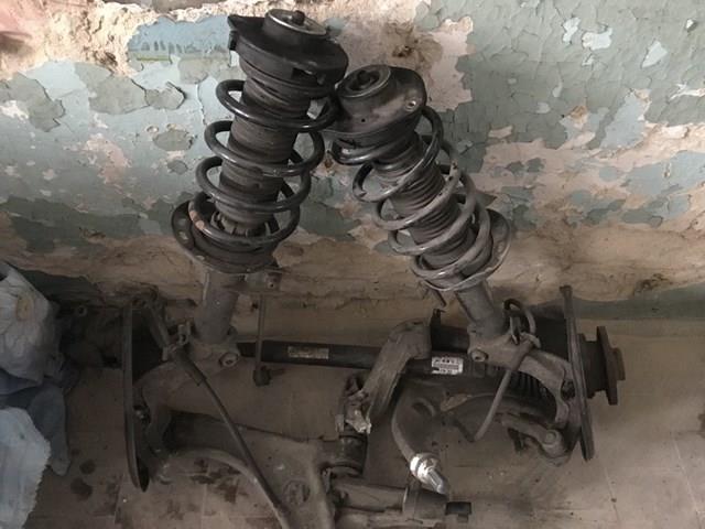 Амортизатори передні 3C0413031AN VAG