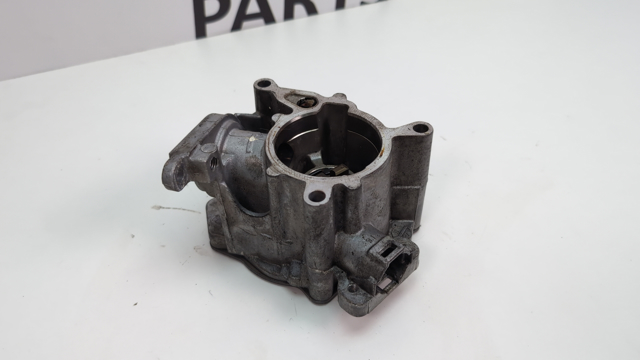 Насос вакуумний 06J145100G VAG