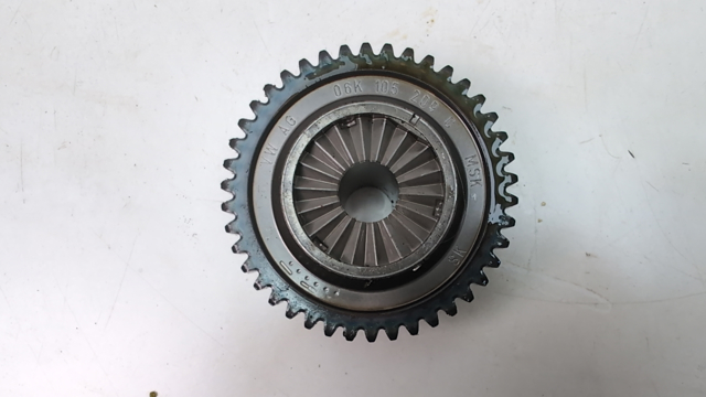 Зірочка приводу коленвала двигуна 06K105209C VAG