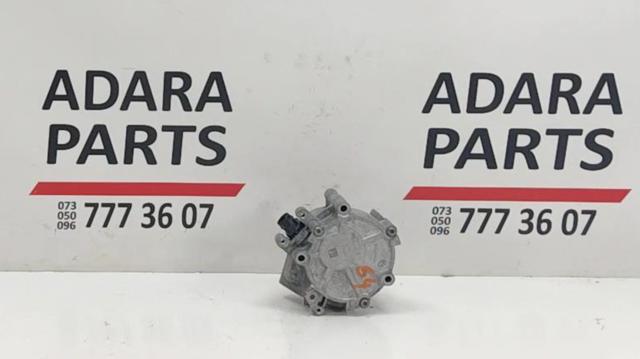 Насос вакуумний 06K145100AB VAG