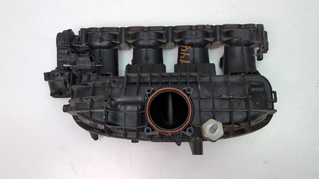 Колектор впускний 06L133201ES VAG