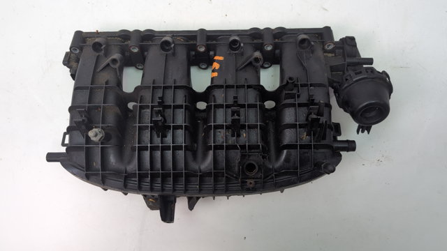 Колектор впускний 06L133201T VAG