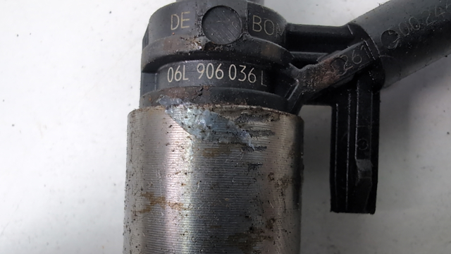 Форсунка дизельна в зборі, розпилювач + тримач 06L906036L VAG