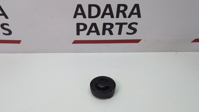 Кришка маслозаливной горловини 11128655331 BMW