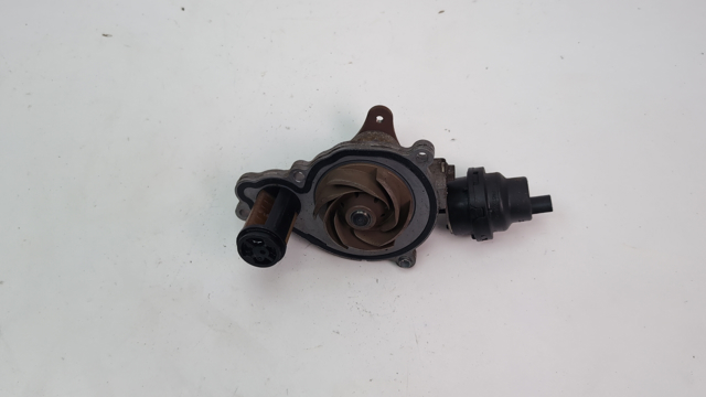 Насос системи охолодження 11518638026 BMW