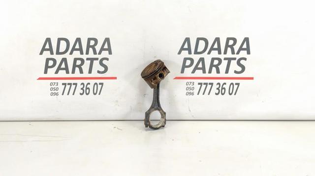 Шатун двигуна 1210092C0N NISSAN