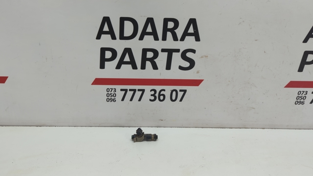 Форсунка вприску палива 16611AA820 SUBARU