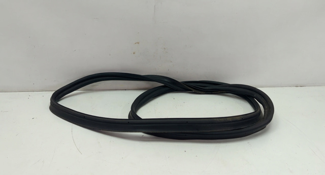 Кришка багажника Volkswagen Jetta 7 BU3, BU4
